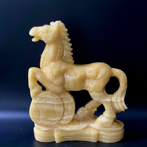 Ngựa đá Ngọc Hoàng Long