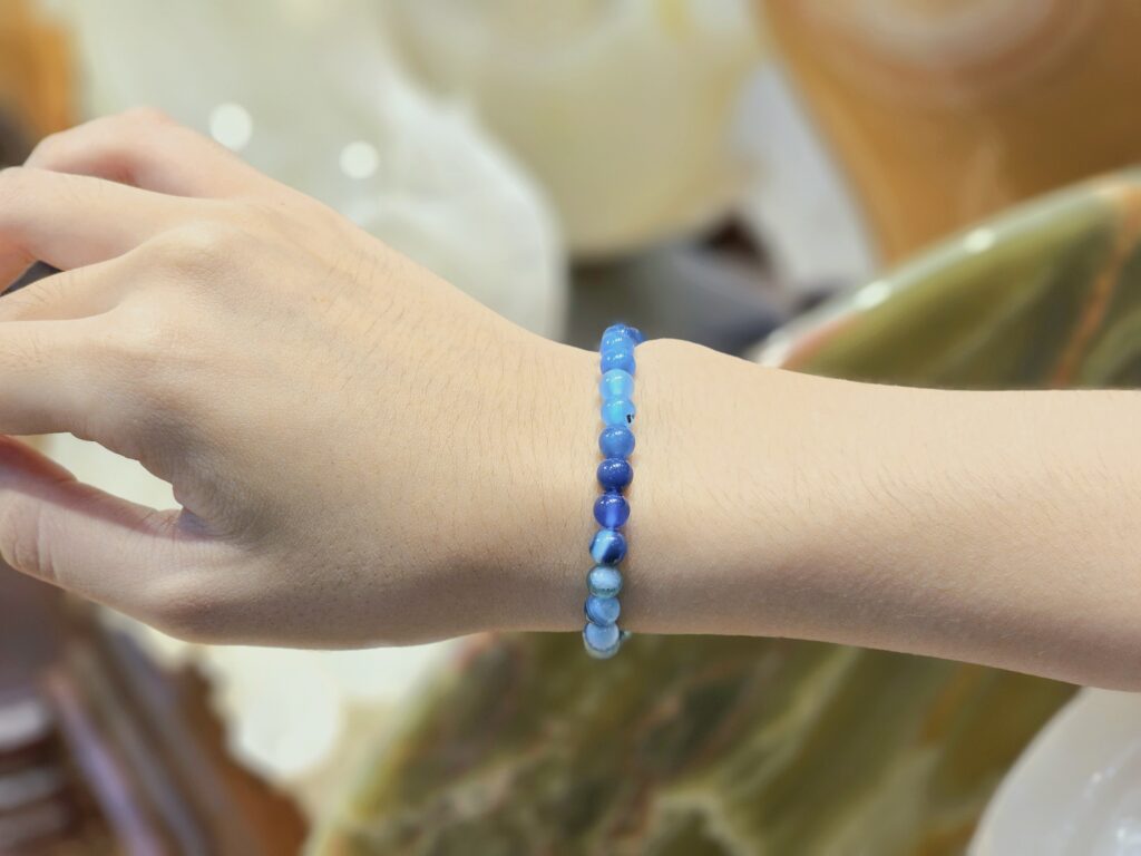 vòng tay phong thủy cho bé