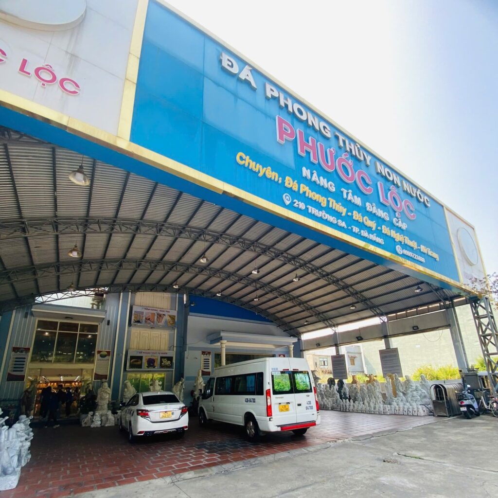 💐 20/10 – Ngày Tôn Vinh Những Đóa Hoa Phước Lộc Luôn Nỗ Lực Và Lan Tỏa Yêu Thương 5 tượng đá đà nẵng