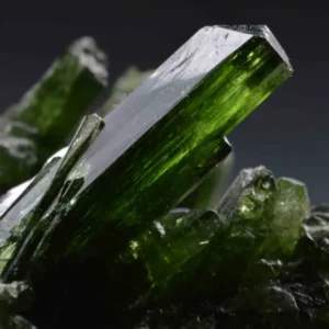 Da diopside la gi Tat tan tat ve da diopside 1 800x800 1