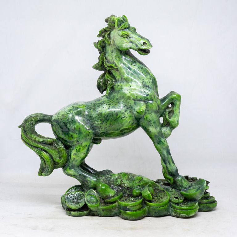 Cặp Ngựa Đá Phong Thủy Mệnh Mộc: Màu Nào Hợp? Đặt Ở Đâu Tốt Nhất? 3 e