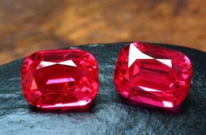 đá topaz xanh tự nhiên dạng tinh thể thô phong thủy Phước Lộc Đà Nẵng